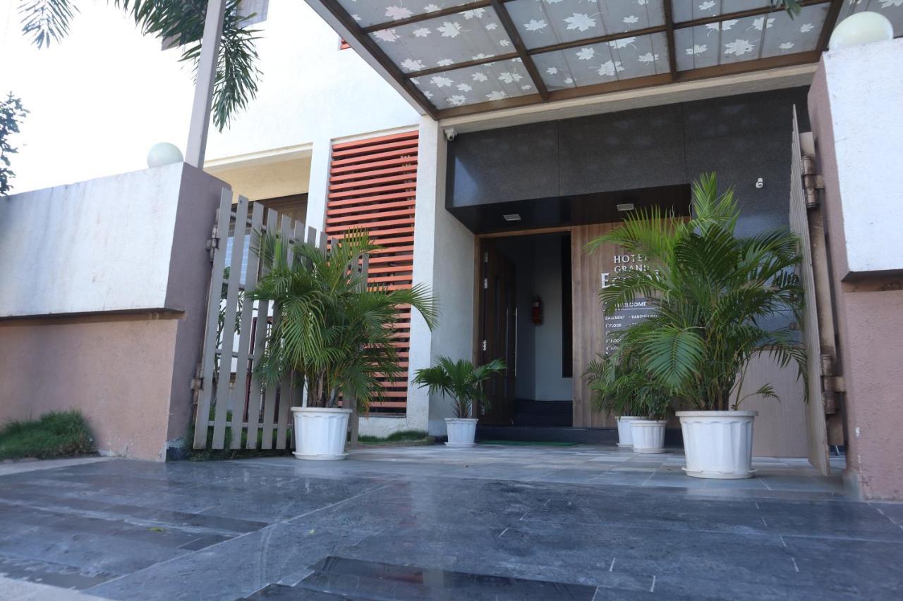 Hotel Grand Ecotel, Aurangabad Esterno foto