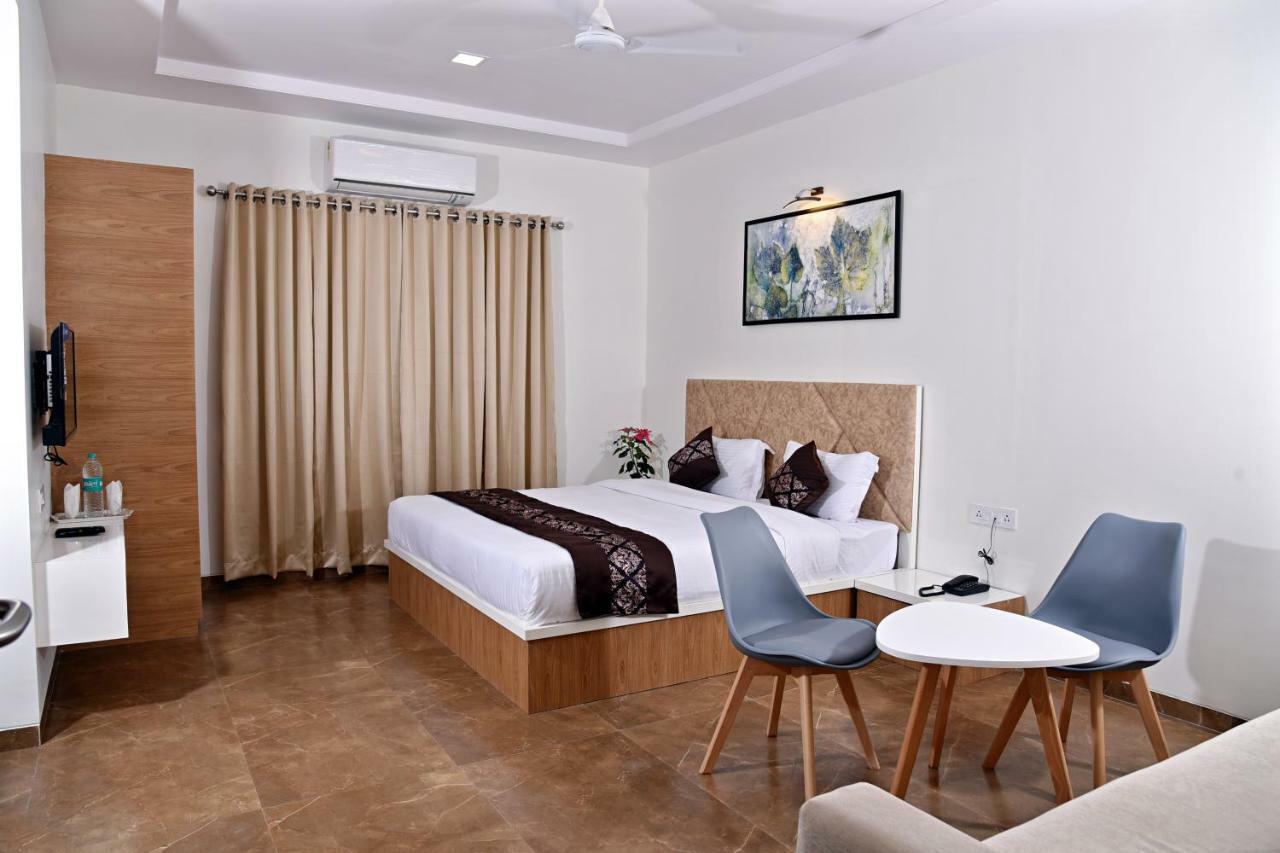Hotel Grand Ecotel, Aurangabad Esterno foto