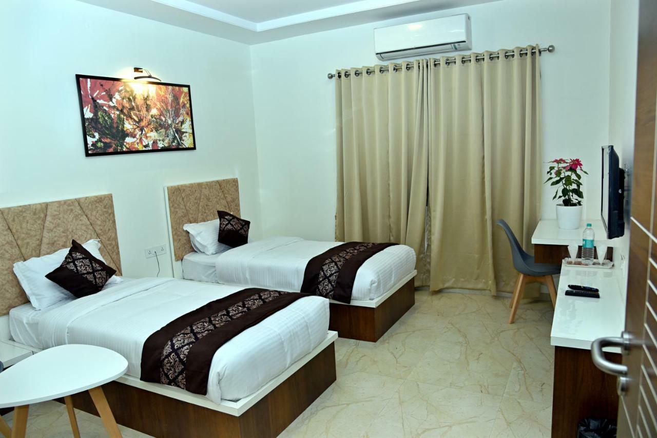 Hotel Grand Ecotel, Aurangabad Esterno foto